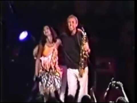 Ultimo show de Emanuelle Araújo a frente da Banda Eva - Arere