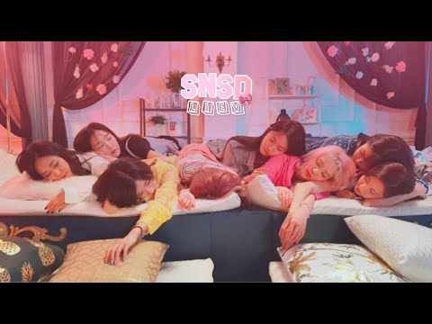 Girls' Generation X LieV  소녀시대 10주년 눕방라이브! (ENG SUB)
