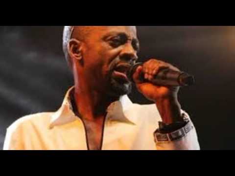 Rex Omar - Hwehwe Mu