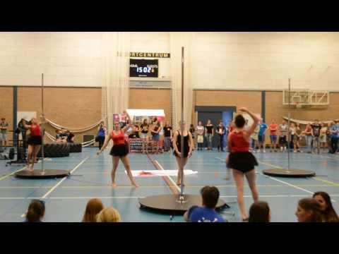Demonstratie Keiweek 2016 poledancing