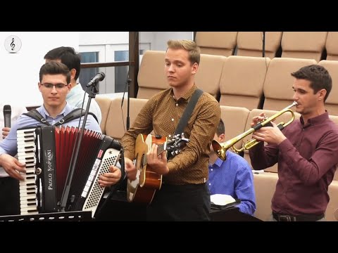 Manu Tomus si Grupul de Tineri Reunit - Colaj cu cantari crestine deosebite