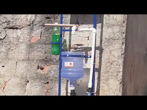 Cidades instalam lavatórios em ruas e comunidades carentes