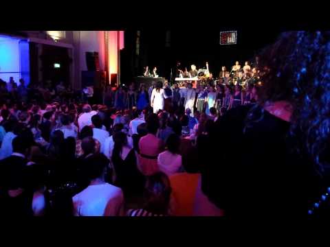 Swing patrol choir at the meet our scene ball