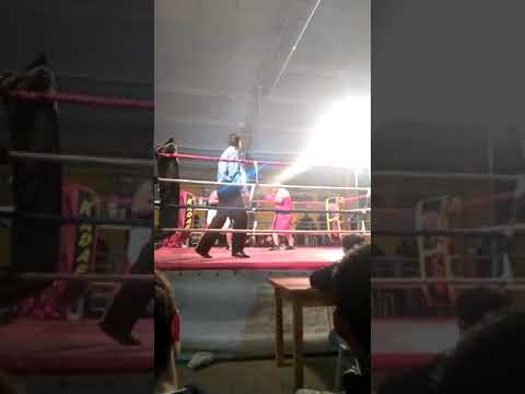 Mi hermano boxeando en marcos juarez