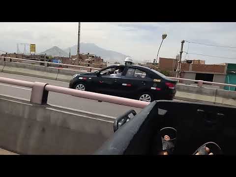 Paseando Con Luba En Camioneta Por El By Pass Del Óvalo Grau