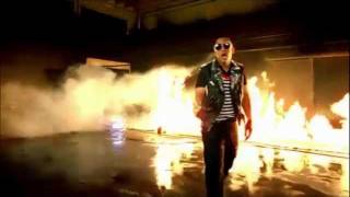 Daddy Yankee Ft. Prince Royce - Ven Conmigo (Official Video)