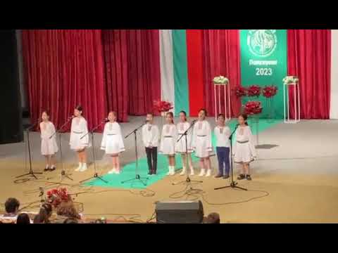 Bulgarian children with beautiful 😍  voices.