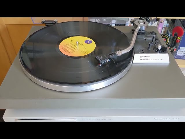 Technics SL-20 Belt-drive turntable in Stereo Systems & Home Theatre in City of Toronto