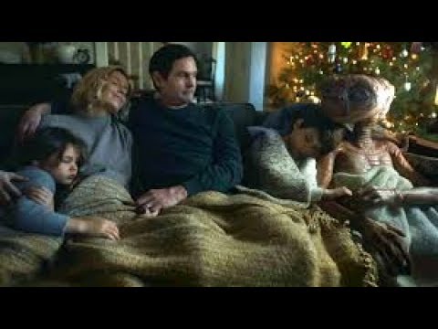 ET reunite with original elliot henry   HOLIDAY EDITION