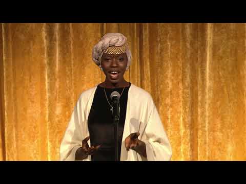 Emi Mahmoud, slam poet