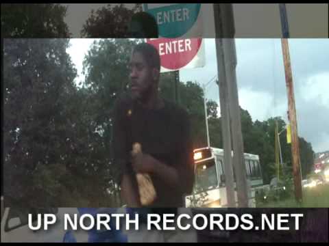 Totally Flossed Out - "Flossin" Dance Mall G ft. Max B