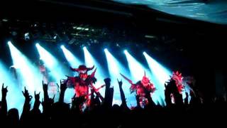 Gwar - Gathering Of Ghouls / Storm Is Coming (live Vancouver)