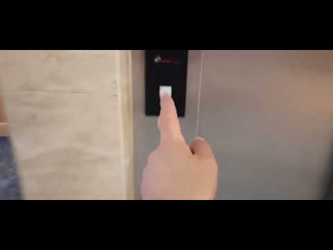 2 horribles ascenseurs Cruxent Edelma @hôtel Htop Summer Sun Santa Susanna Espagne