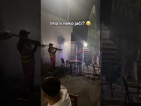Mislim da nema jači niko 😂 #shorts #balkan #comedy