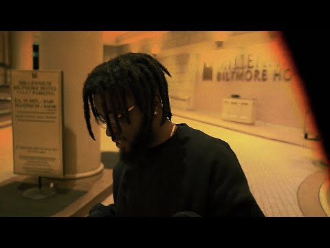 Hugo Hef - Jungle City [Official Music Video]