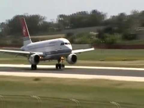 Airmalta landing
