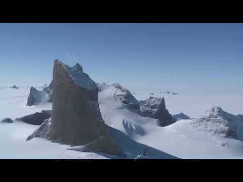 Antarctique 2009, 1er saut de Basejump du continent le plus au Sud de la planète
