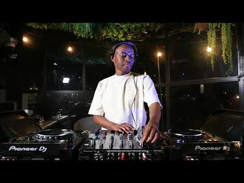 Maxi OFE at the Hangawt 1632 22 September 2025