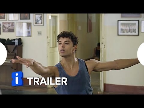 Um Lobo Entre Os Cisnes - Trailer