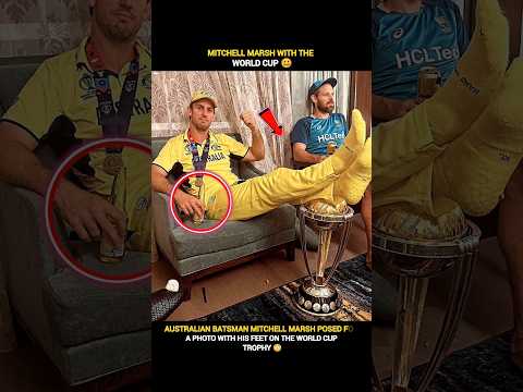 Mitchell Marsh With The World Cup 😳 | India vs Australia | #indvsaus #mitchellmarsh #cwc23 #shorts