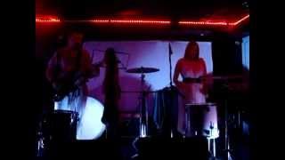Wihinei Rita live @ Demonix Club - Barcelona 21/07/12 - Tierra hueca