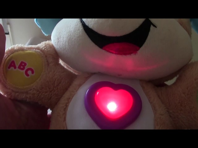 Vídeo relacionado con Fisher-Price Ríe y Aprende Perrito Primeros Descubrimientos, peluche interactivo con luces y sonidos, juguete bebé +6 meses, versión español (FPM53)