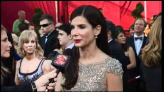 Sandra Bullock On The Oscar Red Carpet (2010) Sandra Bullock On The Oscar Red Carpet (2010)