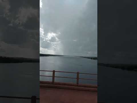 Divisa de Estados Paraná e São Paulo  /   Rio Paranapanema 