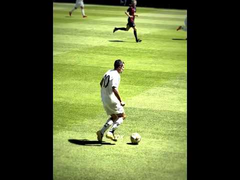 Luis figo vs Barca fans 🤯