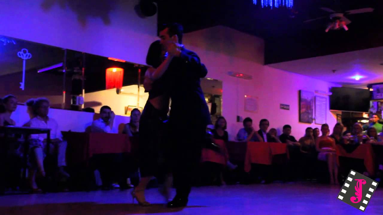 SABRINA TONELLI Y HORACIO HERRERA en MILONGA10 "Patetico"