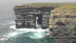 preview picture of video 'Loop Head, in County Clare in the west of Ireland 15.05.2011 (10 of 11)'