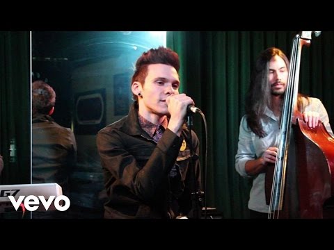 Matthew Koma - Suitcase (Live At The Cherrytree House)