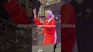 Download lagu Banyak yang terlihat tenang padahal pikirannya kacau berantakan. mp3