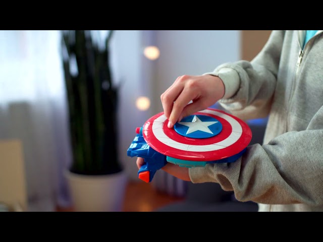 Vídeo relacionado con Hasbro Marvel Avengers, Escudo y Guante Magnéticos, Superhéroes, Cosplay Capitán América, Juguetes para Niños y Niñas de 5 Años o Más, Juegos de Disfraces, Multicolor Fantasía