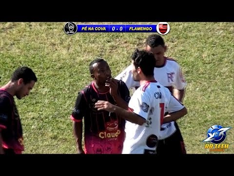 PÉ NA COVA X FLAMENGO