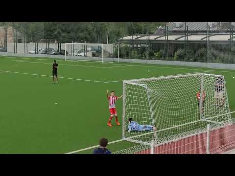 Stadion FK Sindjelić letnja liga 1/2 finale OFK Balkan-FK Sindjelić 2:2 p.p 3:1