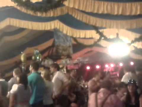 Karpfhamer Volkfest: Gaude mit der Band Hot Sugar