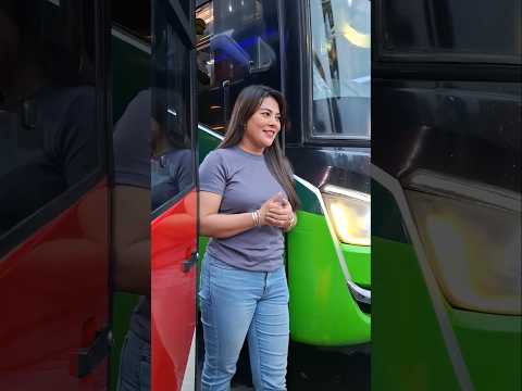 satu terminal jadi ramai ada mbak Lina Ozora driver cantik bus Agra mas ❤️ #shotsviral #busagramas