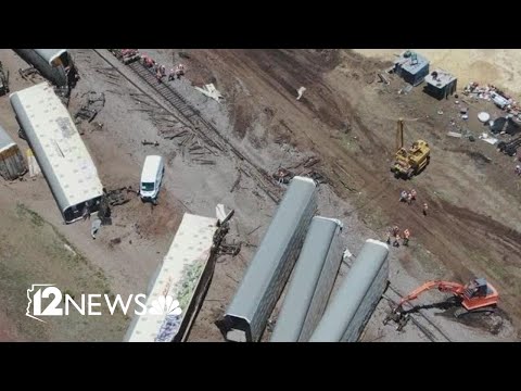 Residents recall hearing 20-car train derailment in northern Arizona