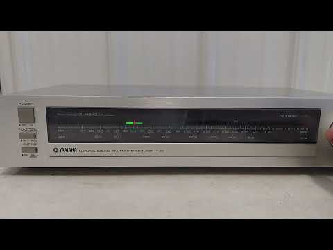 Yamaha T-10 AM/FM Stereo Tuner