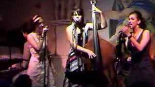 Belleville Rendez-vous - Triplettes of Belleville