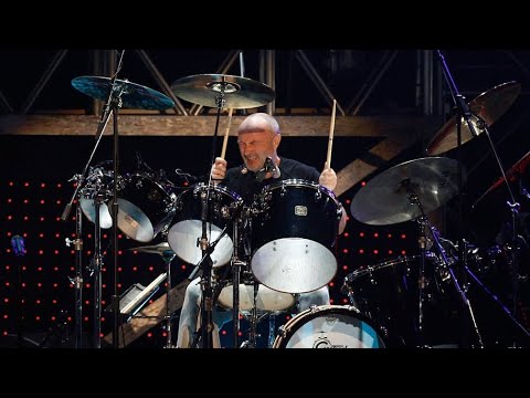 Phil Collins Epic Drum Solo – Live in Paris | Legendary Performance 🥁🔥