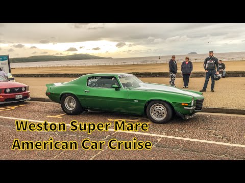 Weston Super Mare Classic American And Classic Car Cruise June 2022