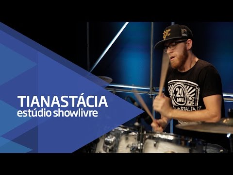 "Fora de controle" - Tianastácia no Estúdio Showlivre 2016