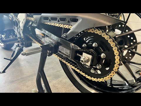Installing D.I.D VX3 525 Chain on the Z900RS
