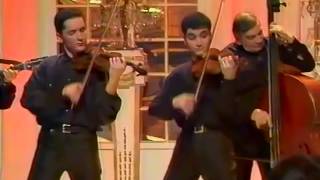 Les Yeux Noirs - Danse des Flèches (La Chance aux Chansons)