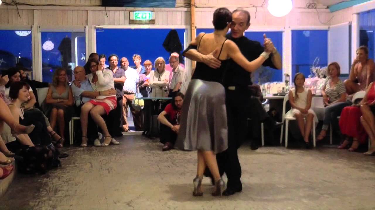 Jorge Fatauros & Silvia Mezzasoma in Milonga La Cantina (4) "Ella Es Asi" E.Donato