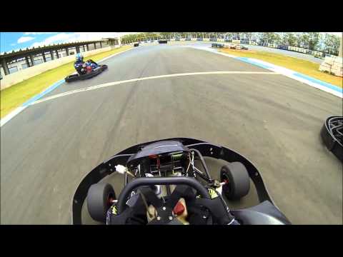 Team Soka Porva Kart - Near Miss NO BRAKES