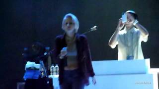 DEV - Booty Bounce + Like a G6 (Live in Jakarta, 17 July 2012)