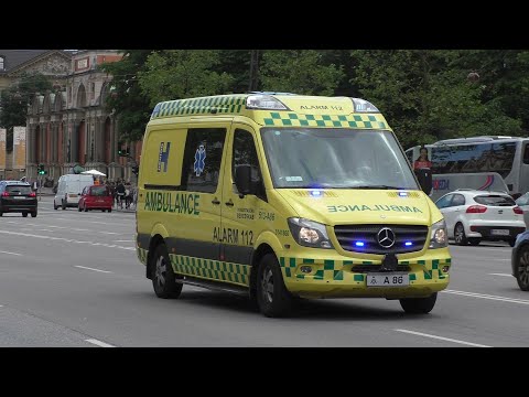 AkutLaege en Ambulances responding in Copenhagen with code 3